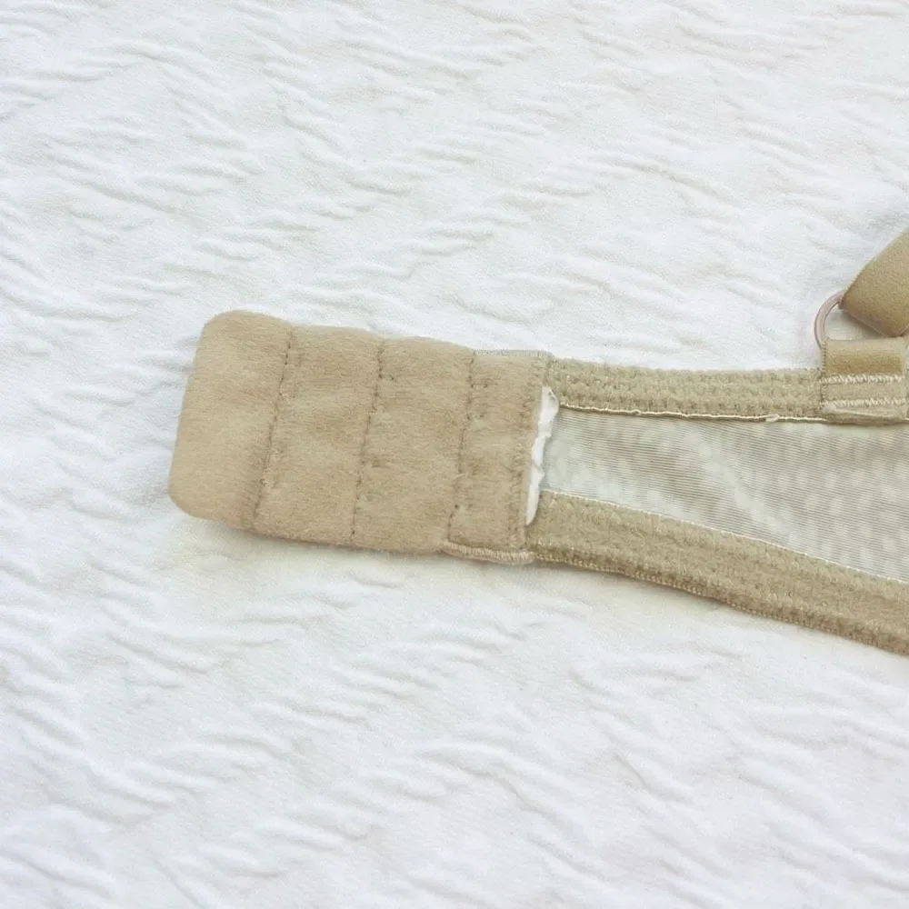 BUY 1 GET ONE FREE Warners 34d wire free comfortable every day bra tan and white